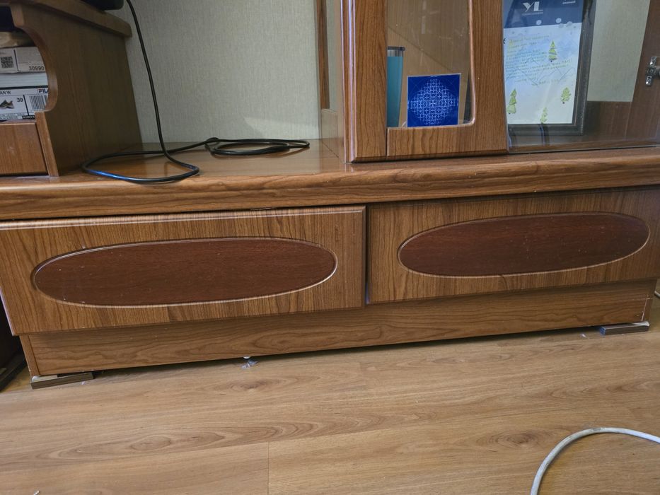 Стенка в гостиную