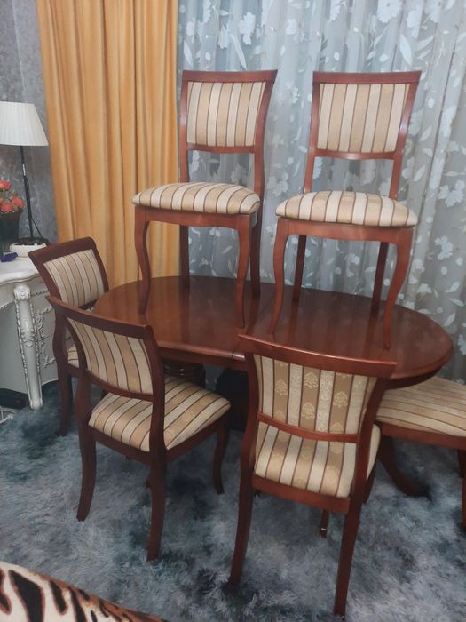 Стулья почти новые 6шт