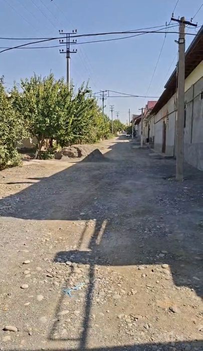 Andijon sh. Yer sotiladi