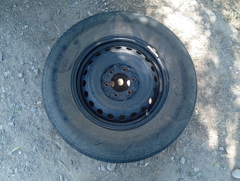 Balon R 17  245 / 70