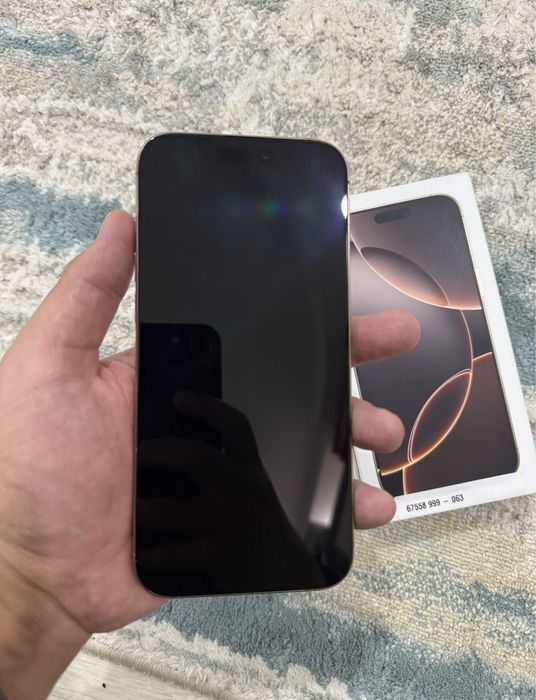 Продам Айфон 16 про макс, 256 г