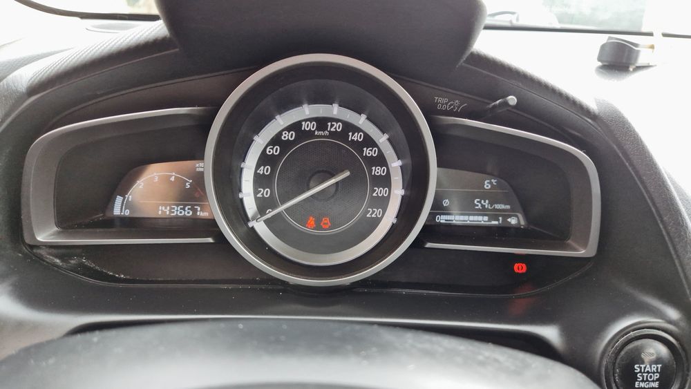 Vând Mazda cx3 2016