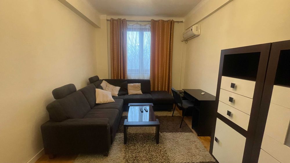Garsonieră de închiriat, 30 mp, zona Ultracentrală