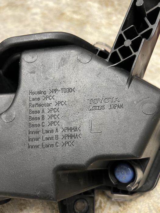 DRL + Semnalizare stanga pentru Lexus NX300h