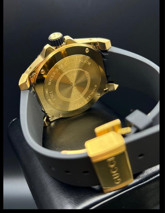 Ceas Gucci Dive Gold