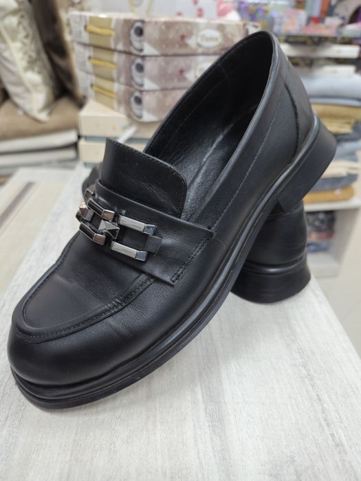 Продам   женские  лоферы