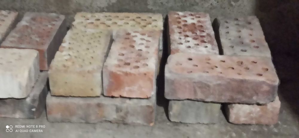 Тухли единични и четворки