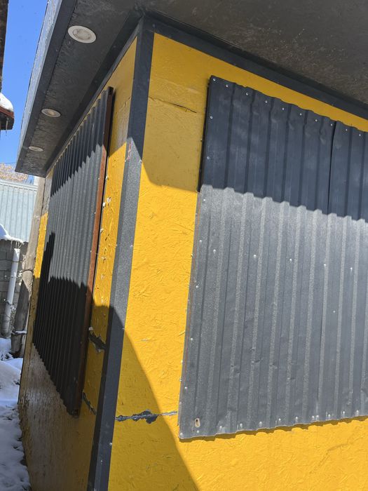 Продаётся мороженое будка киоск