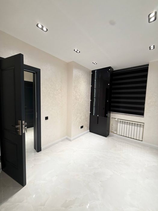 Нежилое помещение Офис Ул. Бабура 90 м2