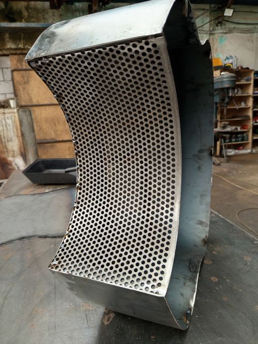 Mobilier metalic