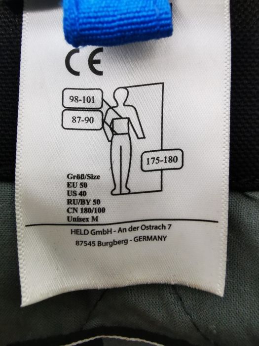 Vând geaca motor piele Held stare foarte buna