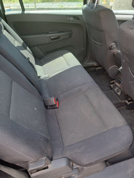 Opel Zafira 1.9 Diesel 7 locuri an 2006