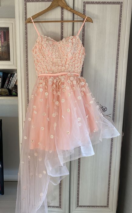 Платье со шлейфом