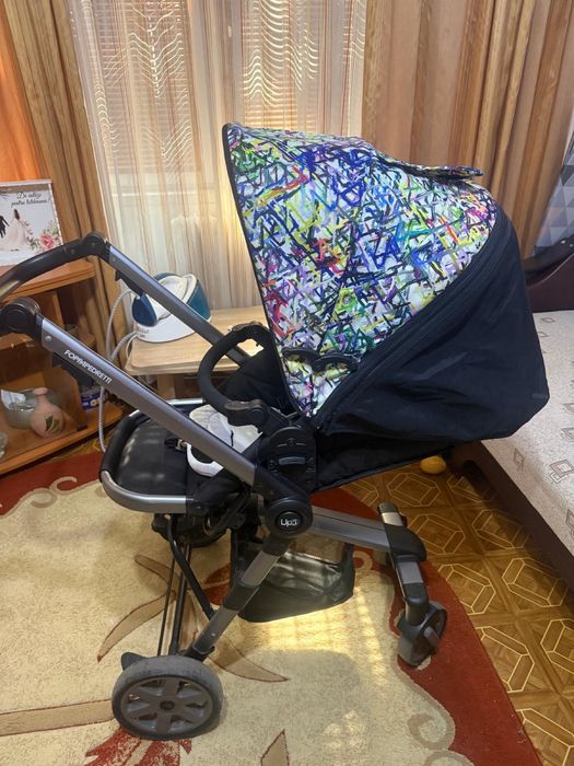 Carucior 3 în 1 Foppapedretti si un leagan electric