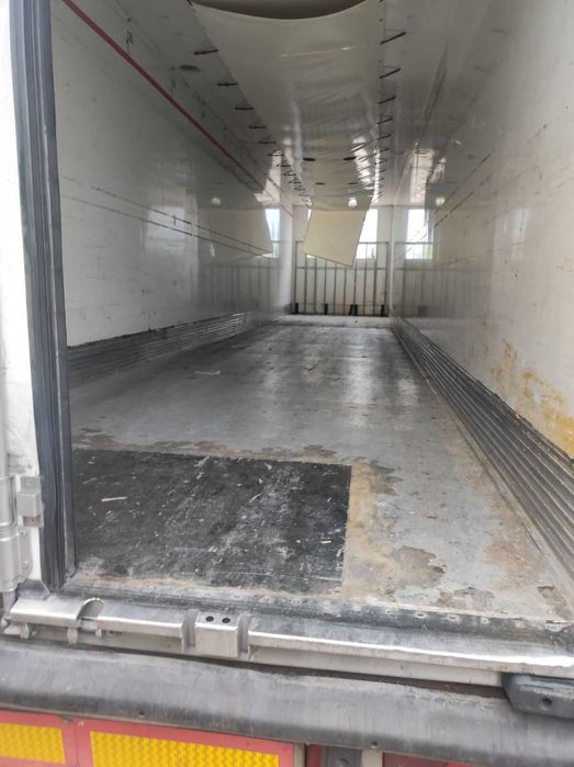 Хладилен фургон кош