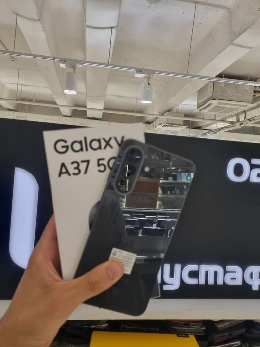 Samsung  A37 256gb