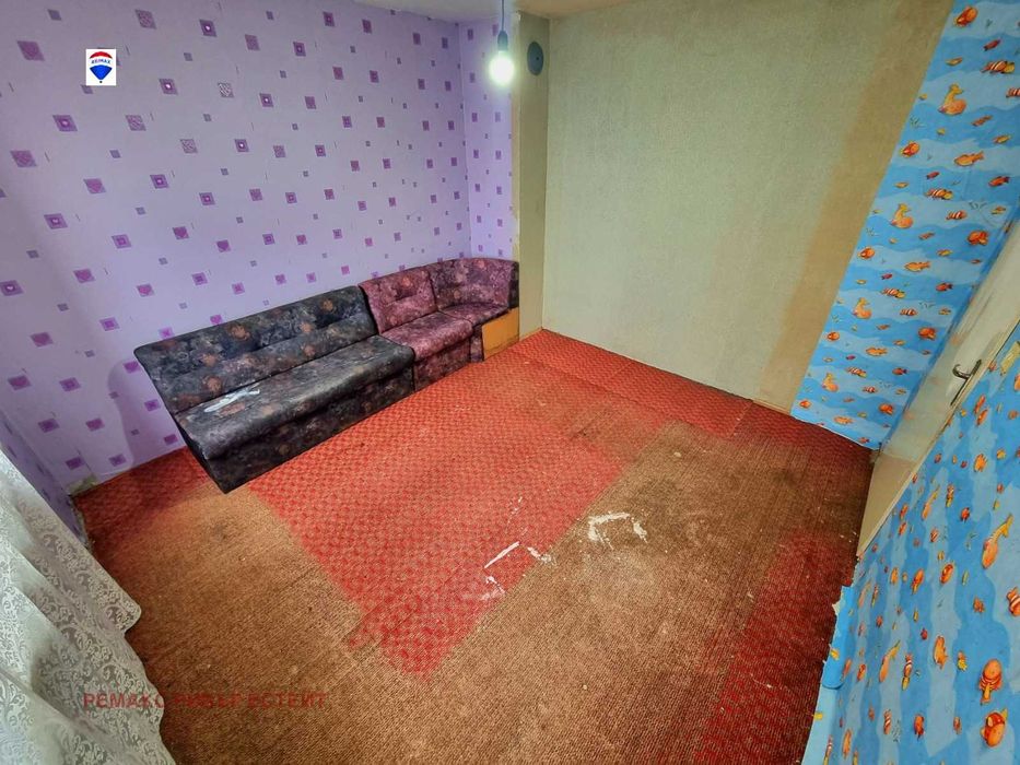 Двустаен апартамент за продажба кв. Чародейка Север