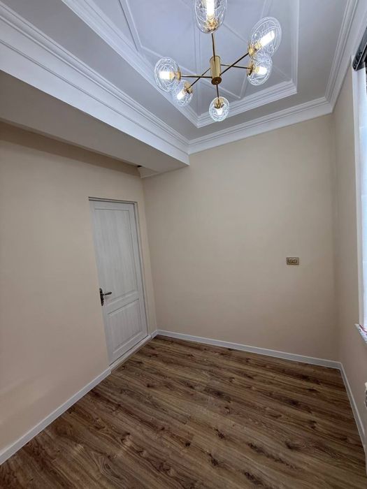 Срочна сотилади йашнабод тумани иззат кочасида 3/2/8 м3