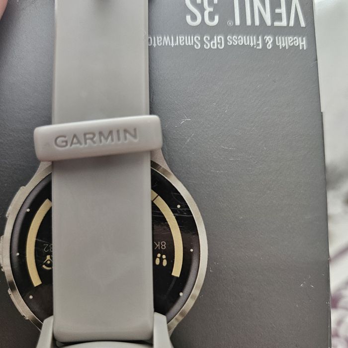 Продам часы Garmin
