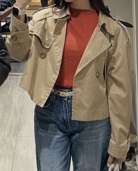 Продаю тренч за 15000тг