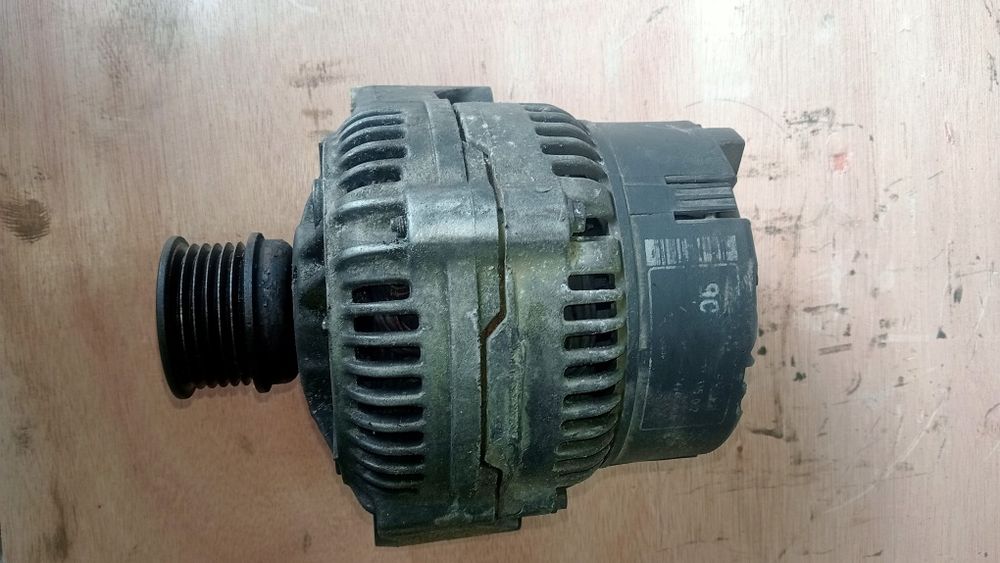 Генератор Мерседес М 111 М 102 М103