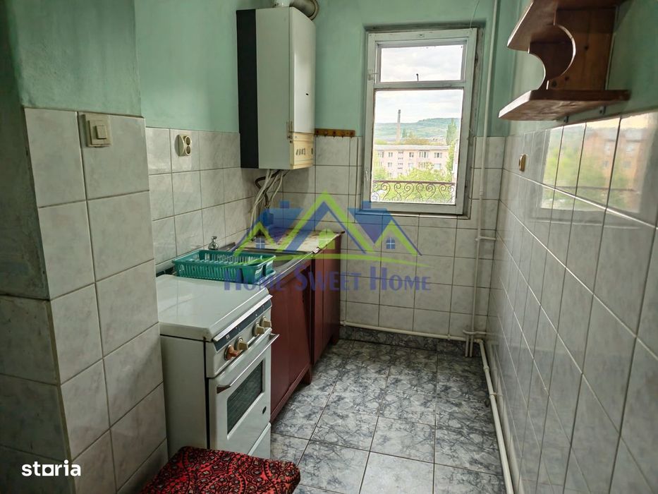 Apartament 2 camere semidec. et. 4 | Traian Vuia | 40 mp |  Neg.