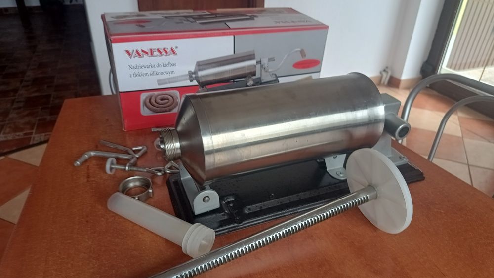 Carnatar din inox ,capacitate 4 kg