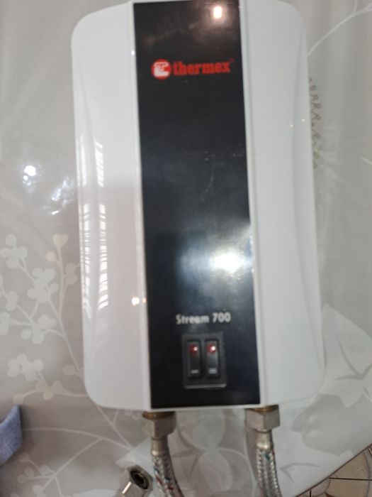 Продам водонагреватель  мощность 7.0kw