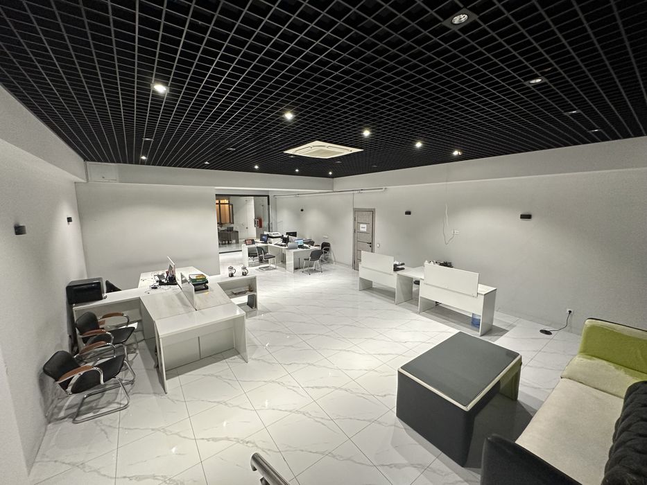 Сдается в аренду помещение/Евро офис вдоль дороги 272м2 - Яккасарай