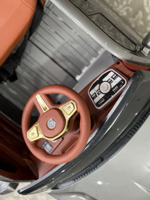 Детский электромобиль