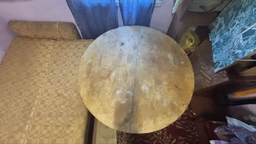 Продам советский стол. Срочно