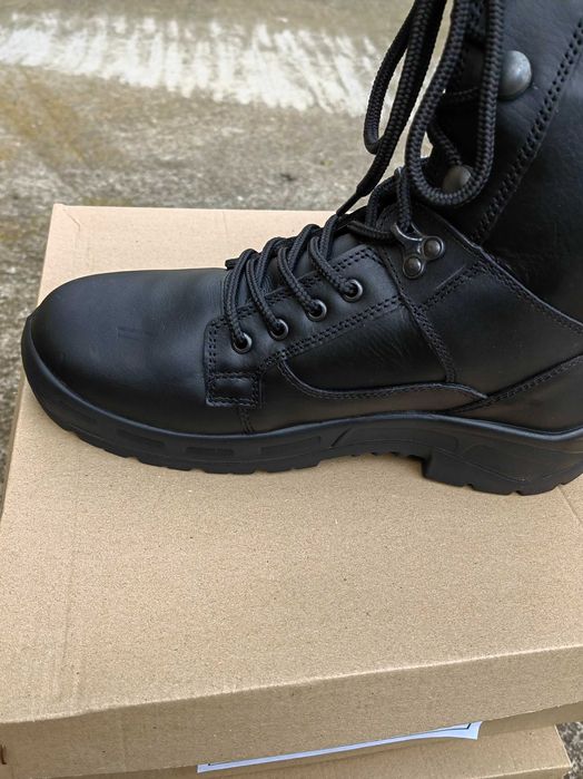 Продавам нови кубинки