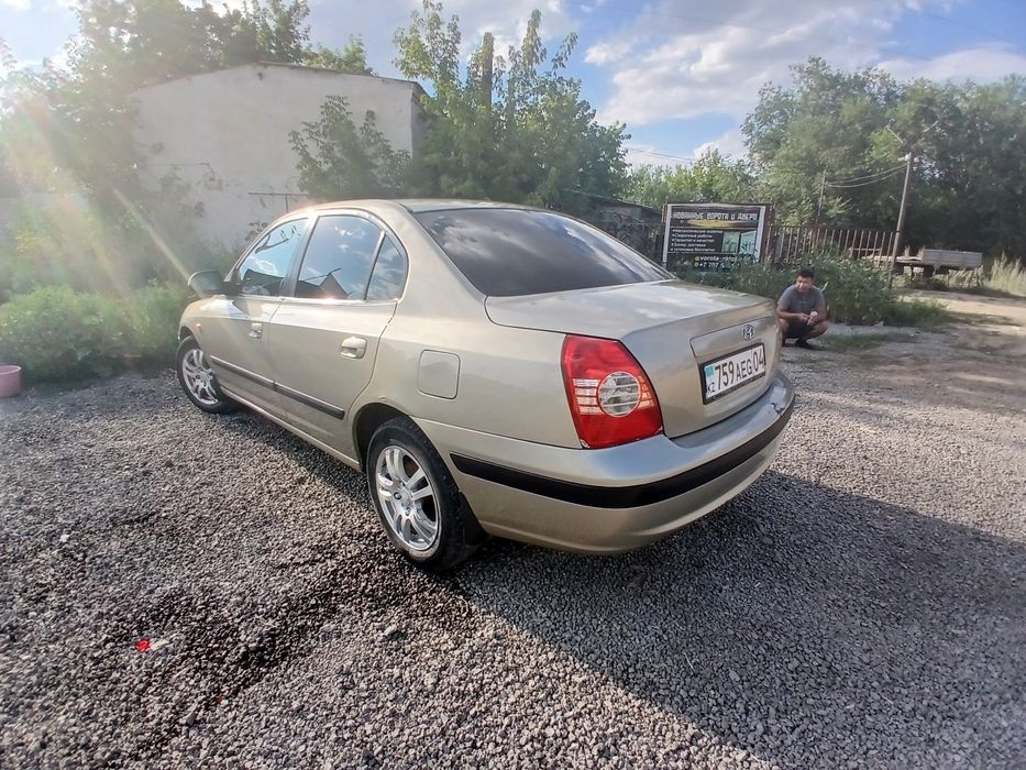 Hyundai Elantra продам