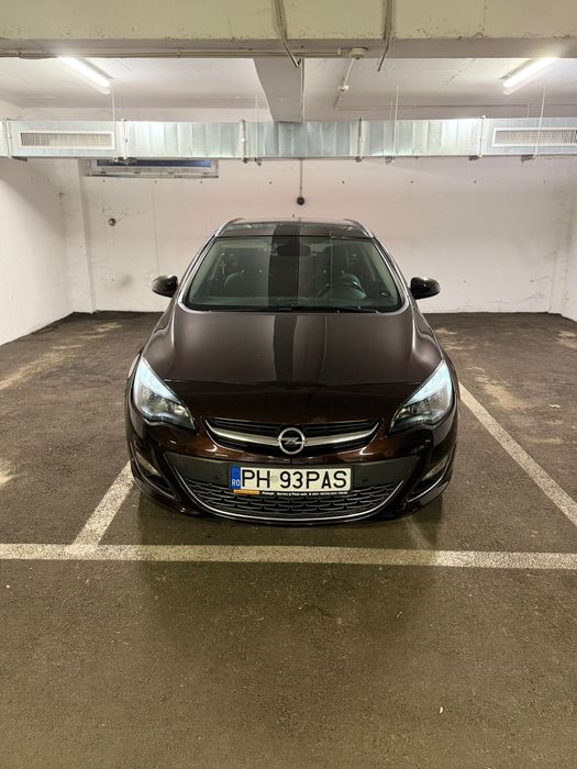 Opel Astra 2015 J Sports Tourer 1.6 diesel 136cp