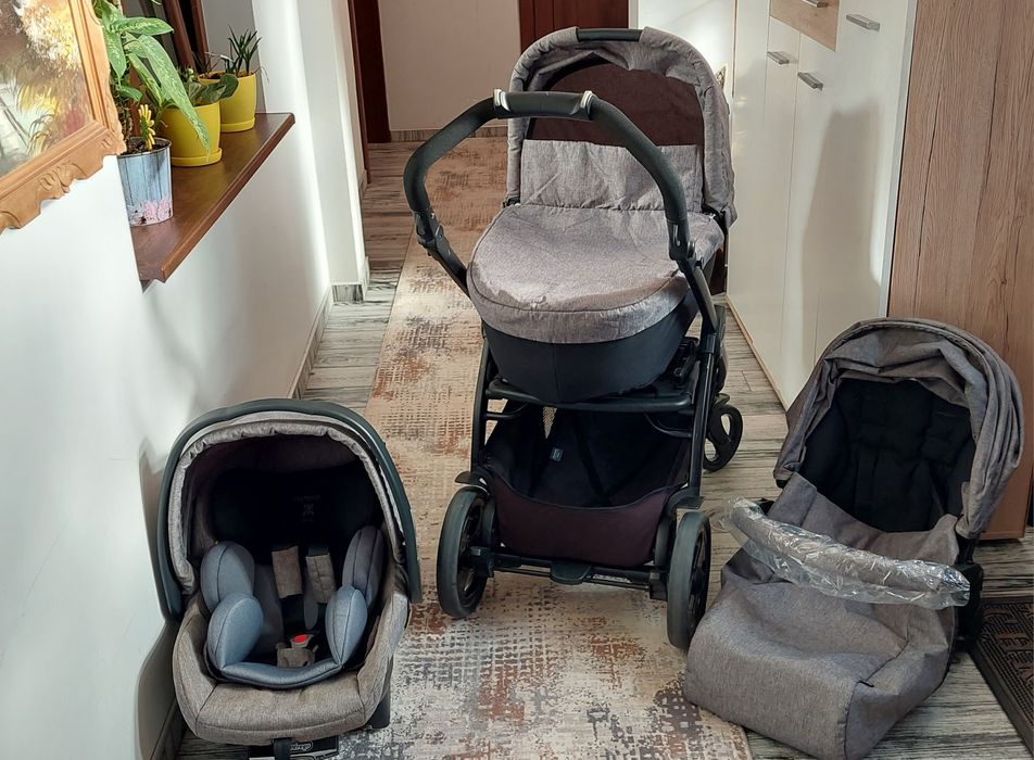 Бебешка количка,