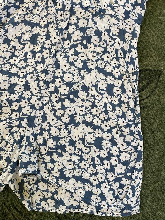 Salopeta scurta Mango albastra cu floricele albe Marime XS