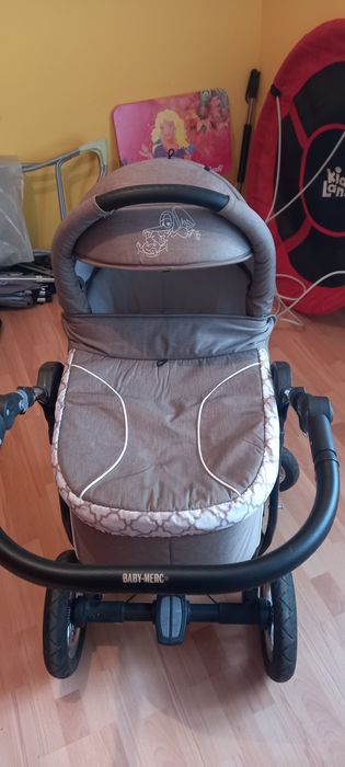 Продавам  джип,мотор,велосипеди и бебешка количка