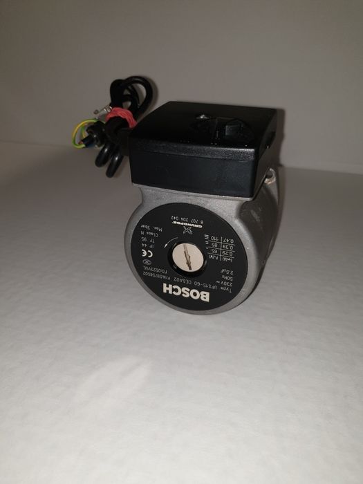 Pompa Bosch UPS 15-60 CESA02 Centrală Junkers Euroline ZW 23-1 ZS 23-1