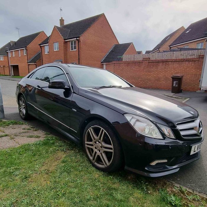 *На части* Двигател Mercedes E 350cdi 213кс./ w207 *AMG PAKET*