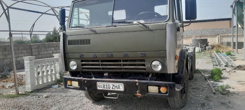 Камаз 54112 тягач сотилади. Ишлаб турган техника.