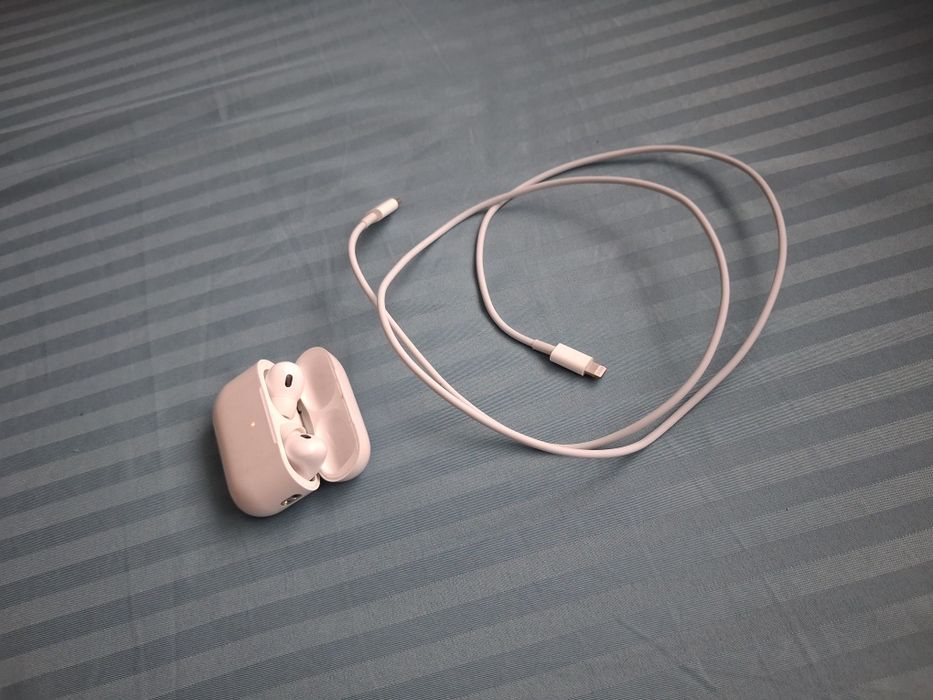 Продам AirPods pro 2