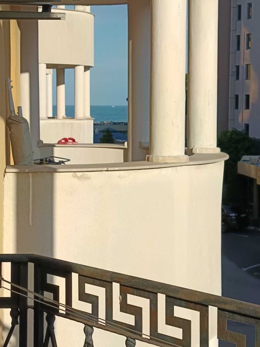 До Плажа В Слънчев бряг, Цял 2-стаен апартамент, първа линия море