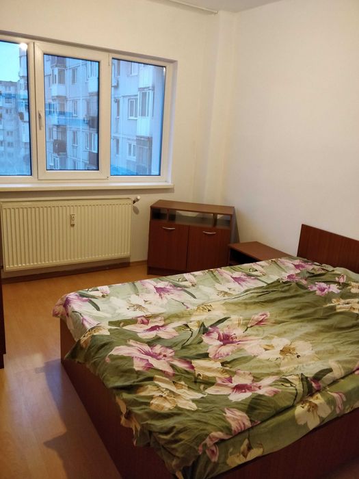 inchiriere apartament patru camere