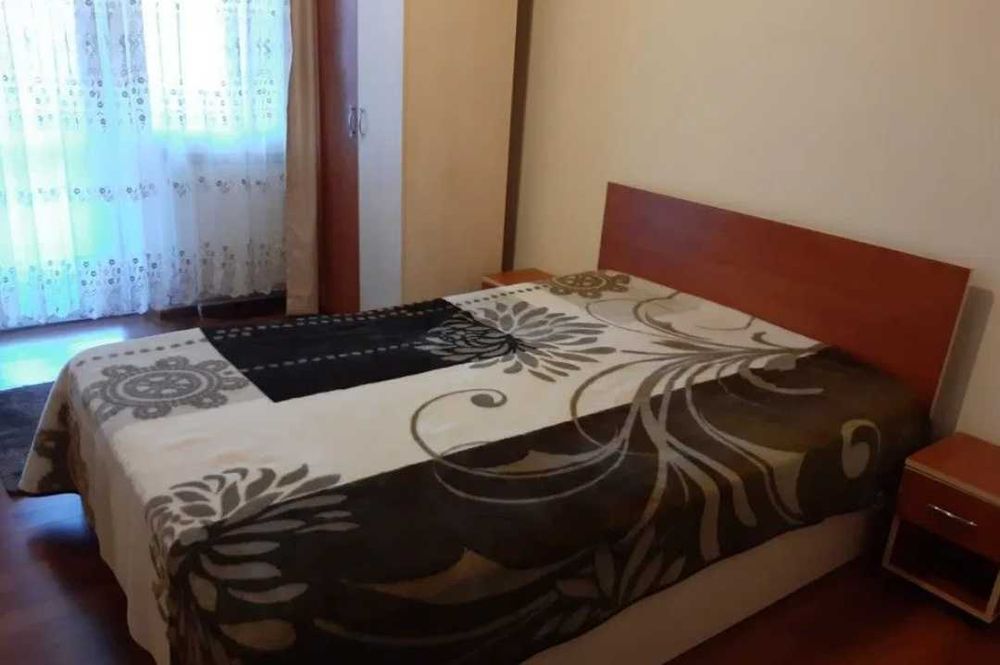 Дава се под наем Тристаен апартамент в Пловдив, Каменица 1 - 90 кв.м за 336.6 € - Снимка #2