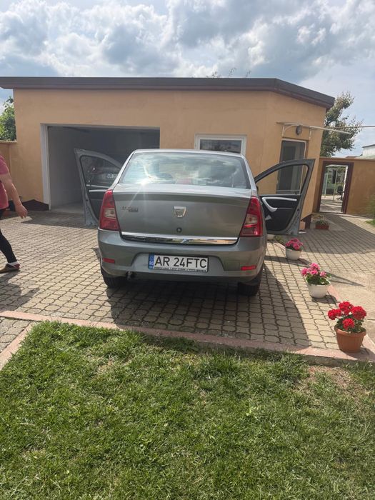 Vand dacia logan 1,4 stare impecabila