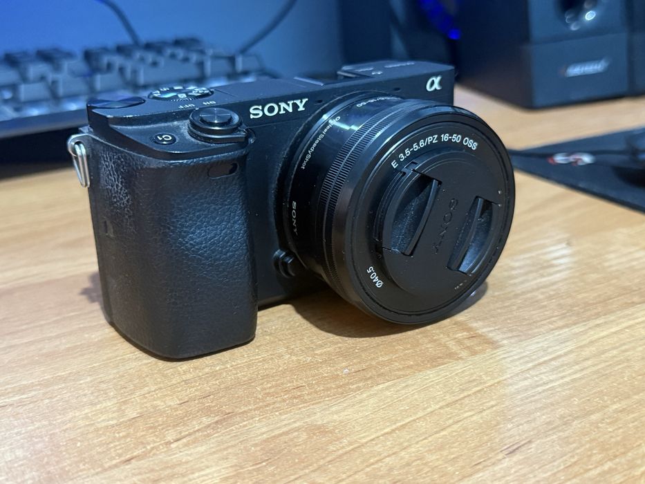 Sony a6400.