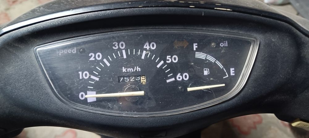 Продам мопед Хонда дио ZX