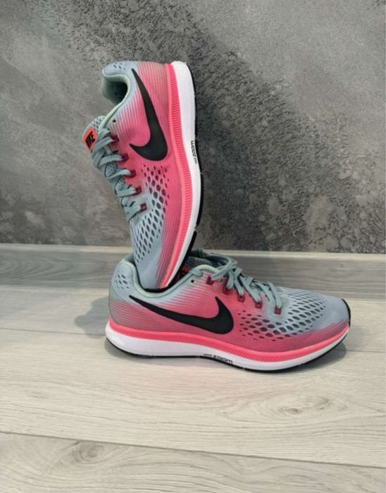 Nike pegasus маратонки