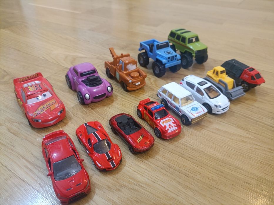 Машинки пакетом для мальчиков
