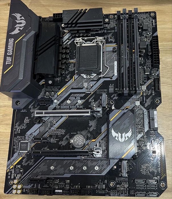 Kit Placa de Baza ASUS B460+ Procesori5 10500+RAM Corsair  VENGEANCE